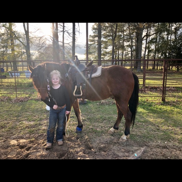 Meet your Posher, Amanda - Picture 11 of 11